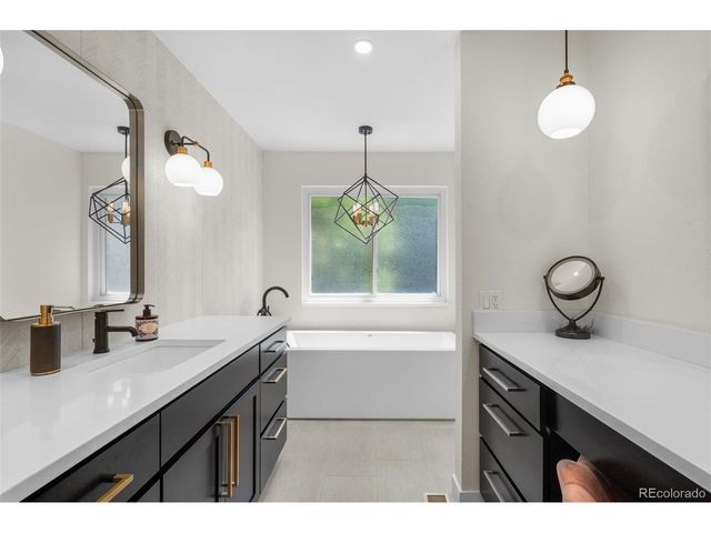 6294 S Galena Way, Englewood, CO 80111