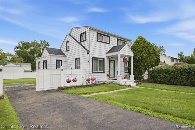15182 Cooper Street, Taylor, MI 48180