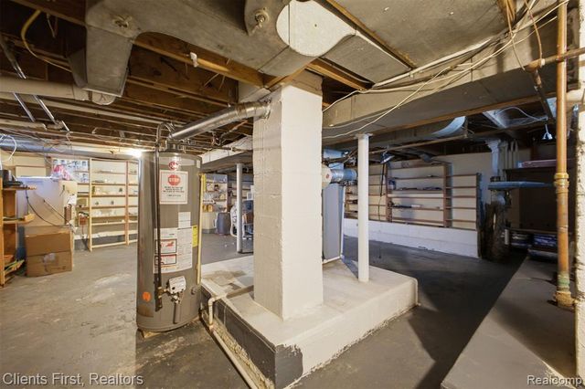 15182 Cooper Street, Taylor, MI 48180