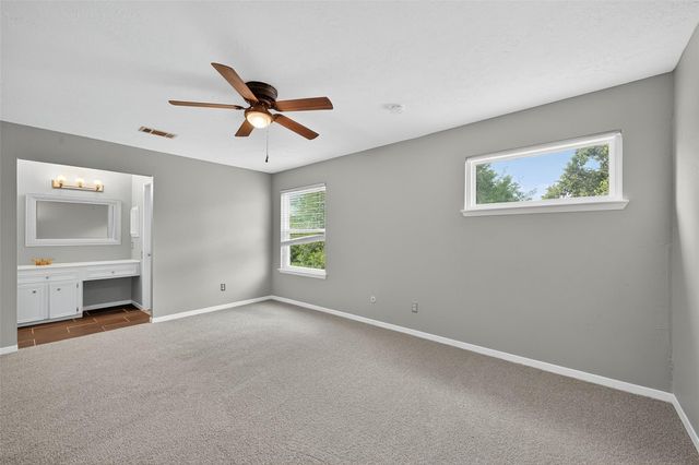 9226 Wilcrest Drive 9226, Houston, TX 77099