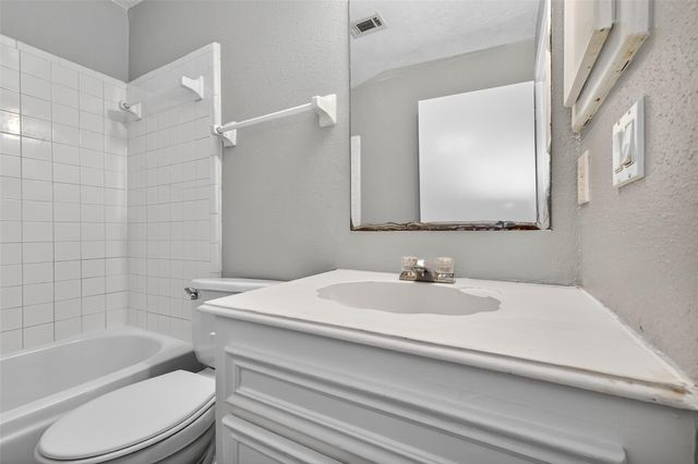9226 Wilcrest Drive 9226, Houston, TX 77099