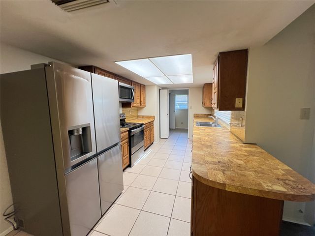 2107 Victoria Road, Carrollton, TX 75007