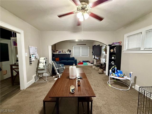 935 Ridge Road NW, Canton, OH 44703