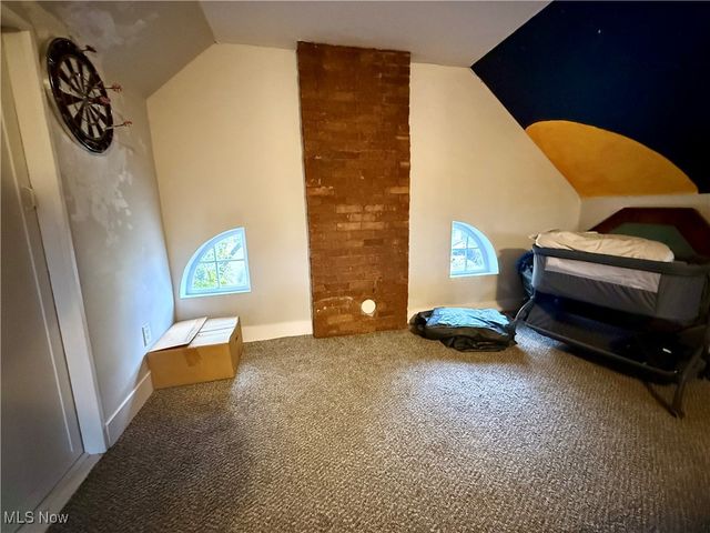 935 Ridge Road NW, Canton, OH 44703