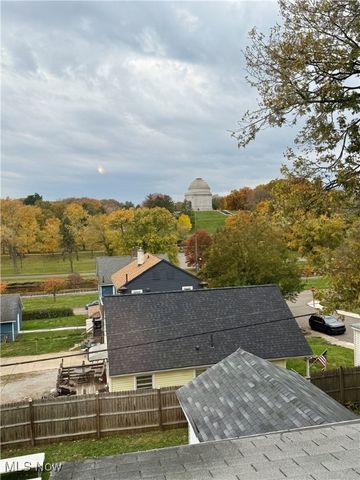 935 Ridge Road NW, Canton, OH 44703