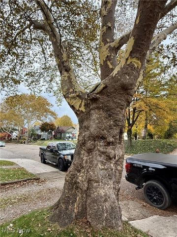 935 Ridge Road NW, Canton, OH 44703