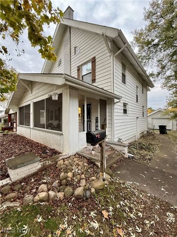 935 Ridge Road NW, Canton, OH 44703