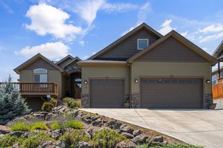 22 Terra Linda Court, Eagle Point, OR 97524