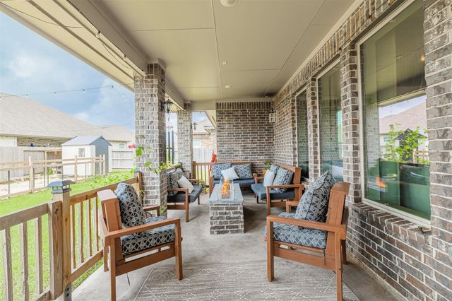 7810 Leighton Trail, Pasadena, TX 77505