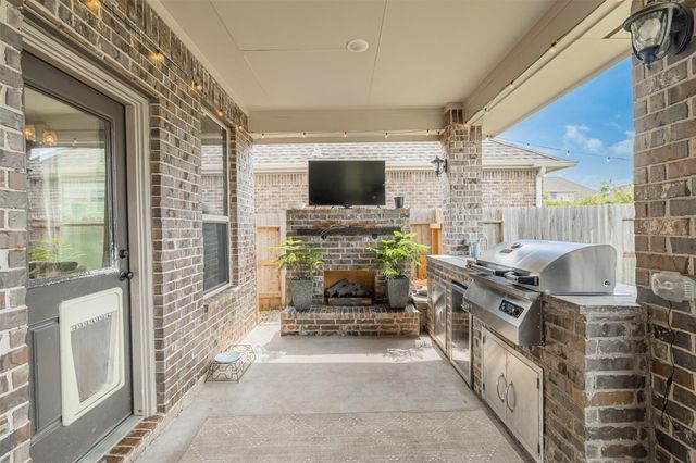 7810 Leighton Trail, Pasadena, TX 77505