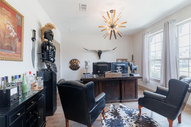 7810 Leighton Trail, Pasadena, TX 77505