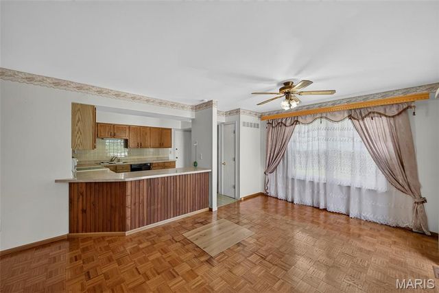 17081 Sandalwood Creek Drive, Wildwood, MO 63038