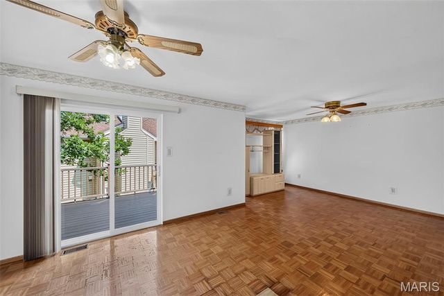 17081 Sandalwood Creek Drive, Wildwood, MO 63038