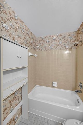 17081 Sandalwood Creek Drive, Wildwood, MO 63038