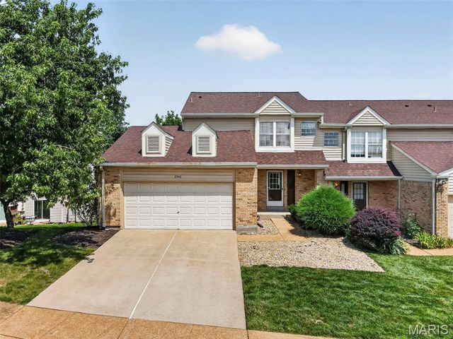 17081 Sandalwood Creek Drive, Wildwood, MO 63038