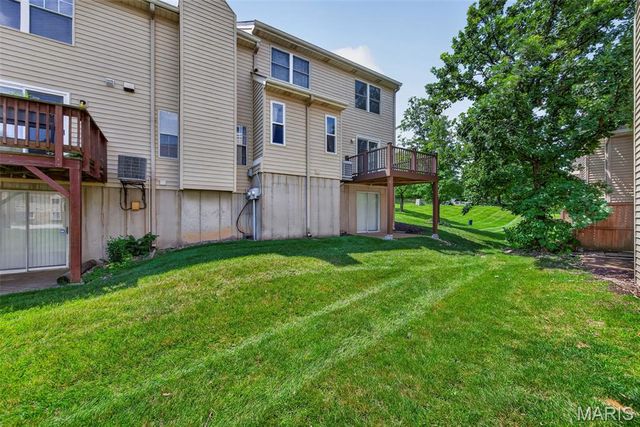 17081 Sandalwood Creek Drive, Wildwood, MO 63038