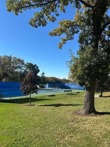 26220 N Midlothian Road, Mundelein, IL 60060