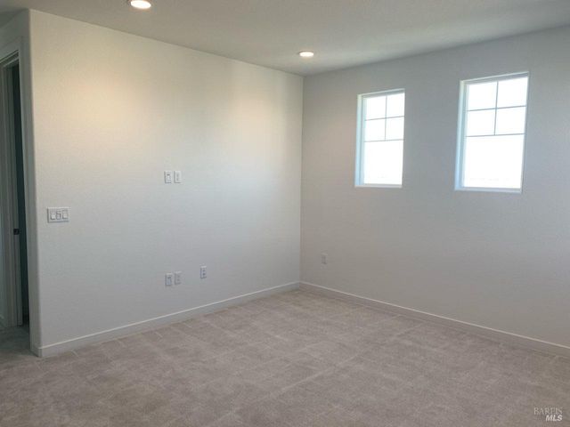 2316 Serenity Dr, Rio Vista, CA 94571