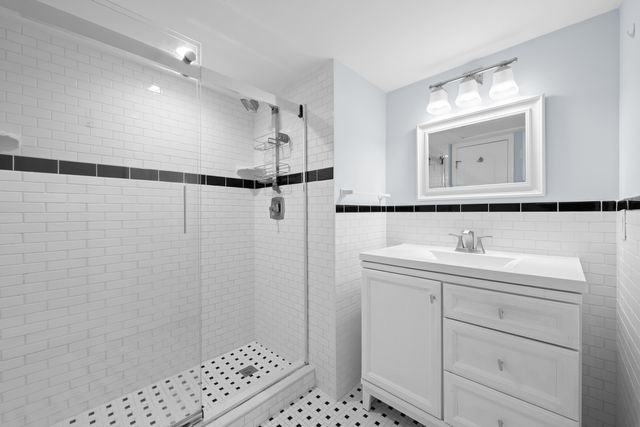9 NE 19th Court c110, Wilton Manors, FL 33305