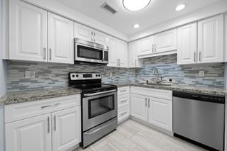 9 NE 19th Court c110, Wilton Manors, FL 33305