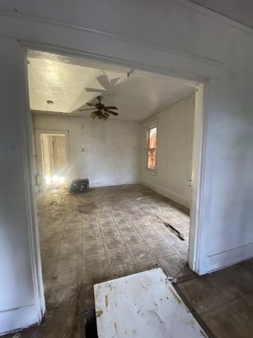 1423 S WILLETT ST, Memphis, TN 38106