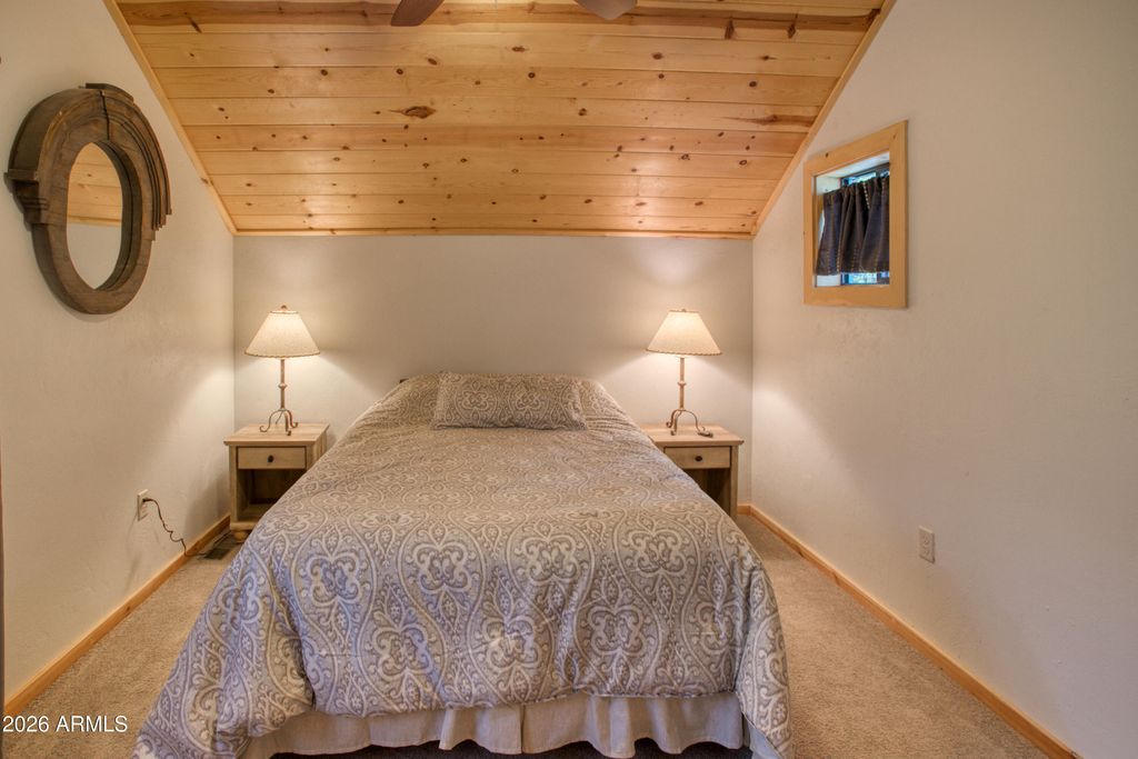 Image 23 of property listing at 2982 HUMMINGBIRD Lane, Pinetop, AZ 85935