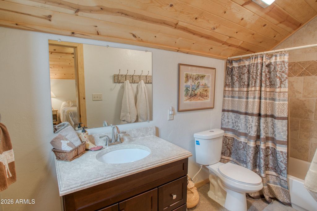 Image 25 of property listing at 2982 HUMMINGBIRD Lane, Pinetop, AZ 85935