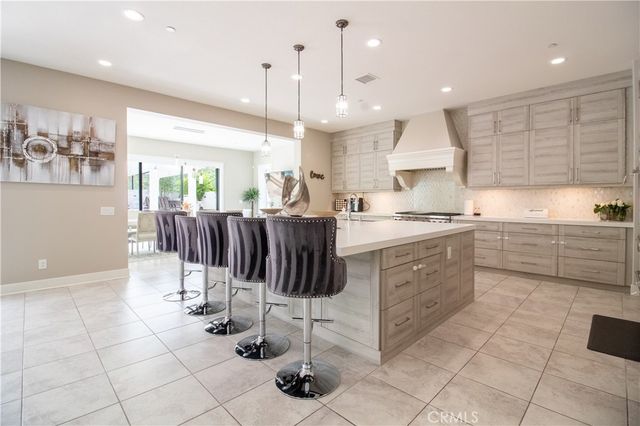 51 Egret, Irvine, CA 92618