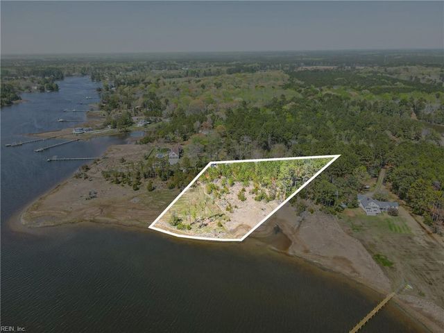 0 Creekside LN, North, VA 23128