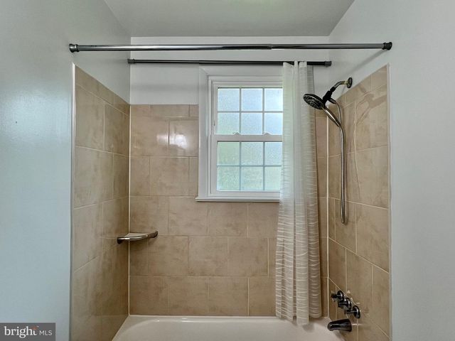 6916 CRAFTON LN, Clinton, MD 20735