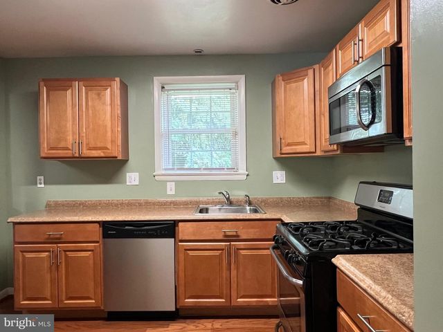 6916 CRAFTON LN, Clinton, MD 20735