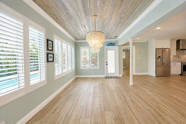 2832 NE 34TH Street, Lighthouse Point, FL 33064