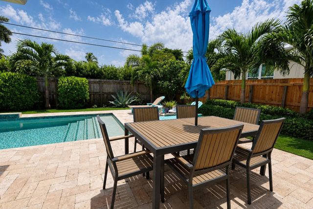 2832 NE 34TH Street, Lighthouse Point, FL 33064