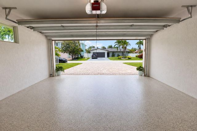 2832 NE 34TH Street, Lighthouse Point, FL 33064
