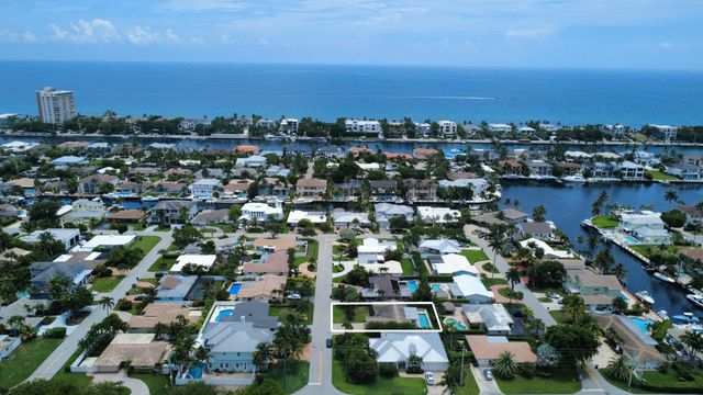2832 NE 34TH Street, Lighthouse Point, FL 33064