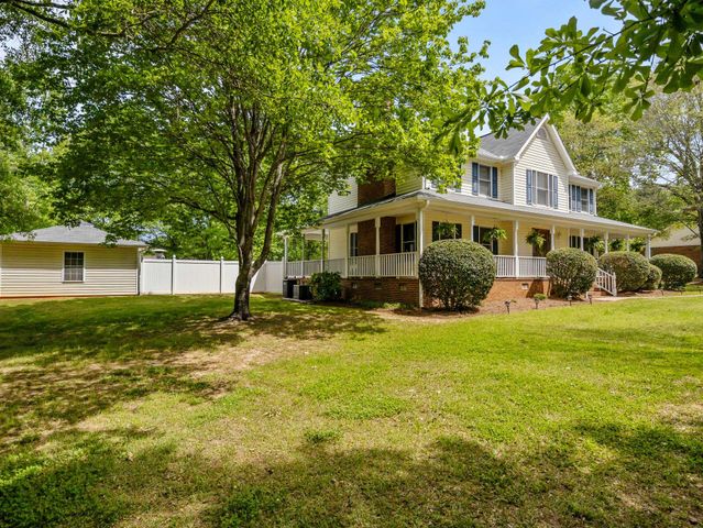 105 Harvest Lane, Boiling Springs, SC 93167