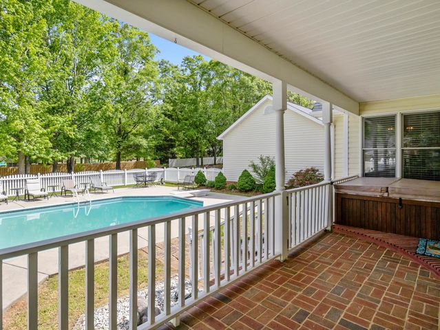 105 Harvest Lane, Boiling Springs, SC 93167