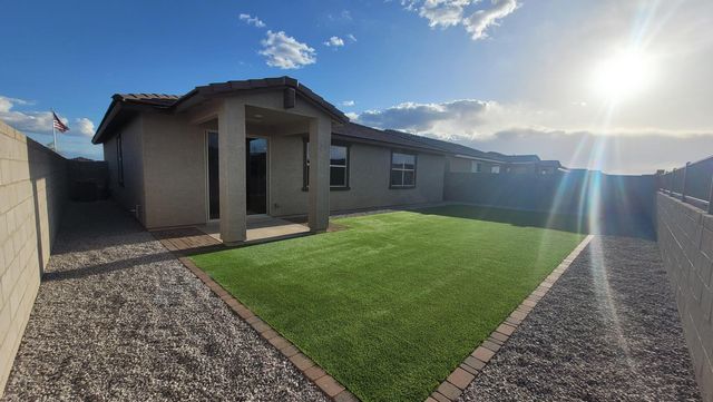 15998 W Smoketree Drive, Surprise, AZ 85387