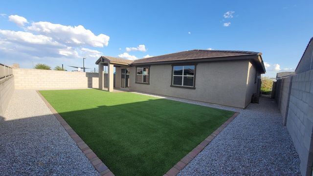 15998 W Smoketree Drive, Surprise, AZ 85387