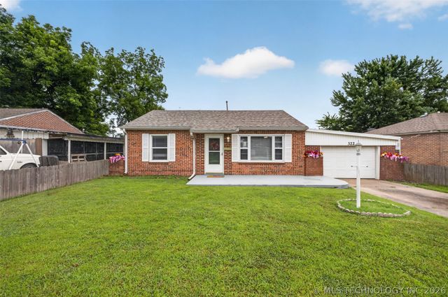 322 SE 5th Street, Pryor, OK 74361