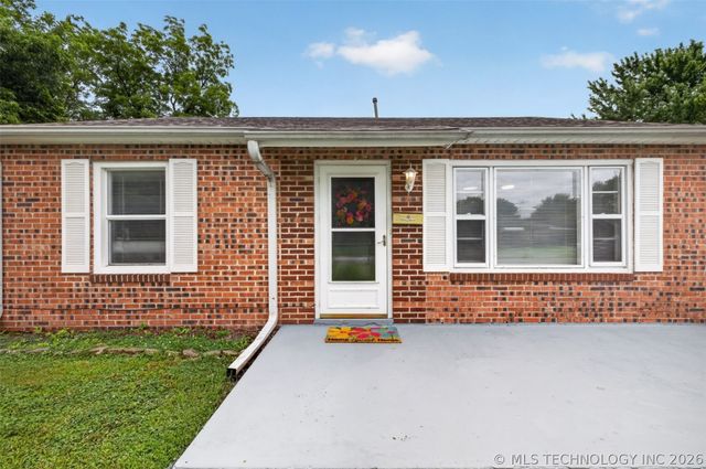 322 SE 5th Street, Pryor, OK 74361