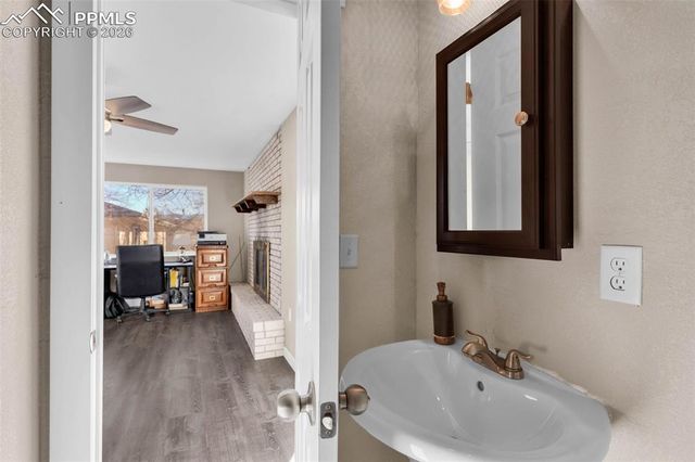 613 Barrett Avenue, Canon City, CO 81212