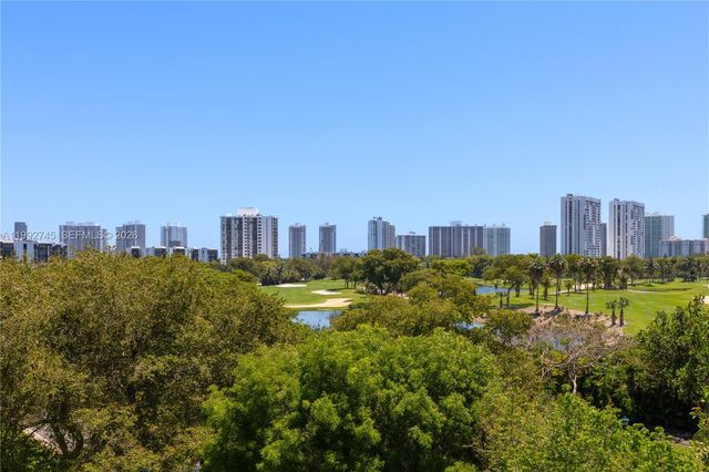20400 W Country Club Drive 605, Aventura, FL 33180