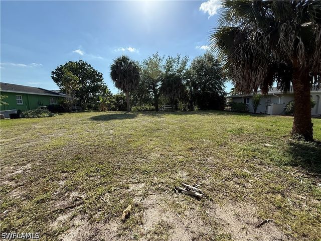 27281 Galleon DR, Bonita Springs, FL 34135