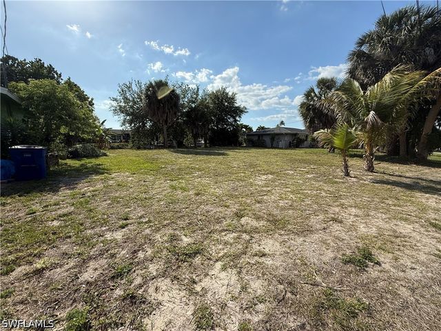 27281 Galleon DR, Bonita Springs, FL 34135
