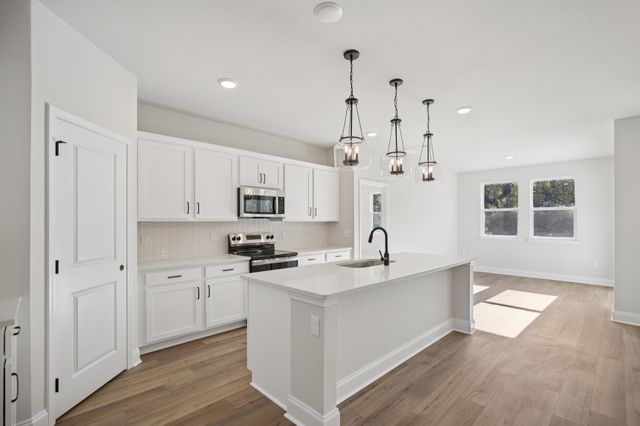 328 Stonehaus Circle, Antioch, TN 37013