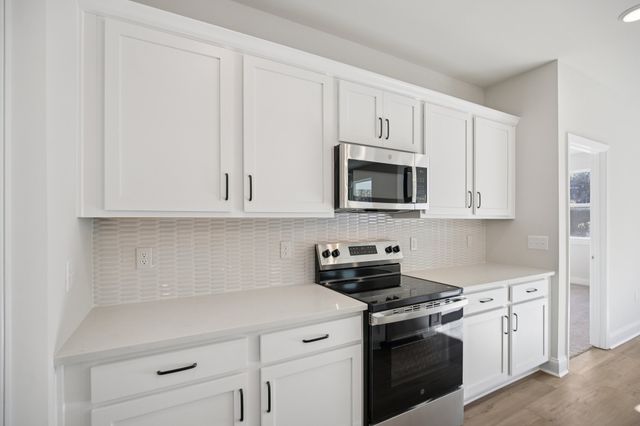 328 Stonehaus Circle, Antioch, TN 37013