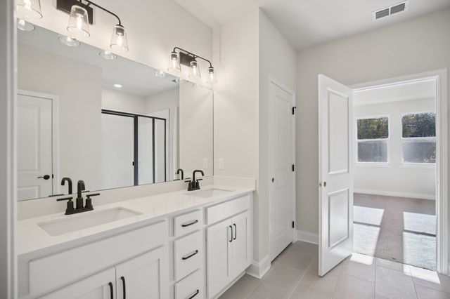 328 Stonehaus Circle, Antioch, TN 37013