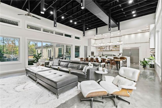 9619 Marchand Avenue, Daphne, AL 36526