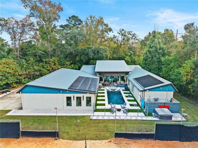 9619 Marchand Avenue, Daphne, AL 36526